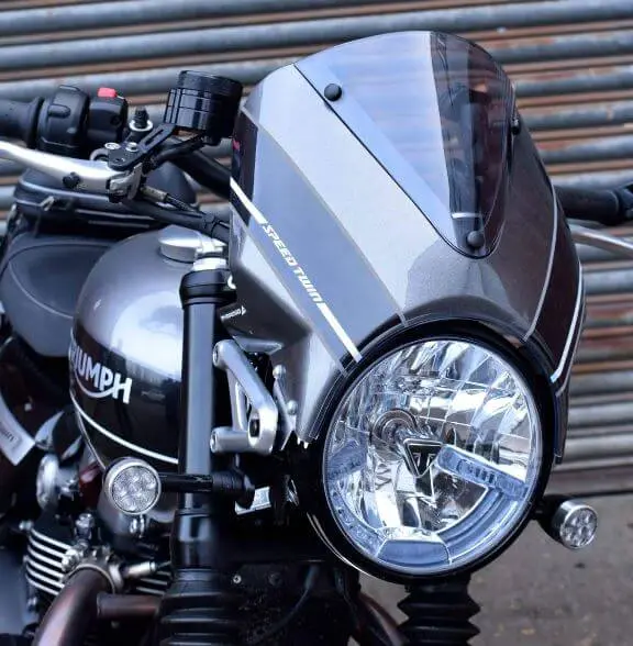 Pyramid Fly Screen '19-'23 Triumph Speed Twin 1200 | Metallic Ice/Grey 2
