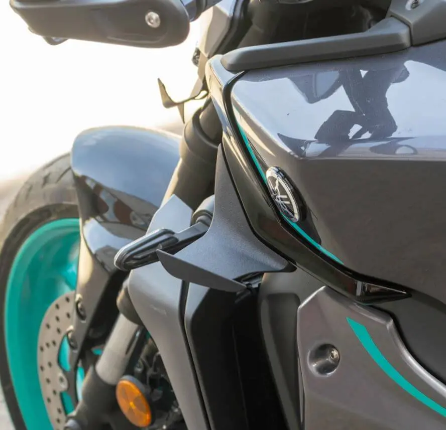 Pyramid Tank Wings 24-25 Yamaha Mt-09/Sp | Matte Black 2
