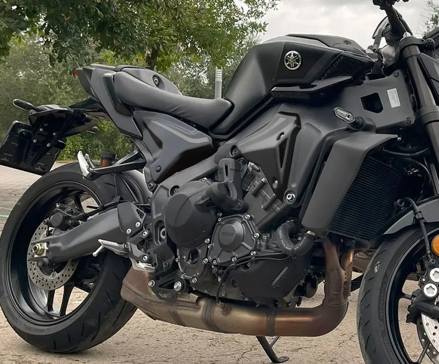 Pyramid Rear Infill Panels 24-25 Yamaha Mt-09 | Tech Black (Except Sp Model) 2