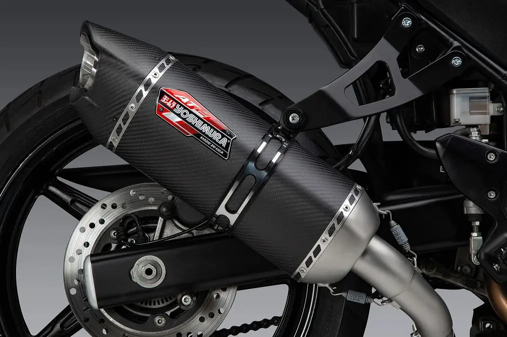 Yoshimura At2 Carbon Slip-On Exhaust 17-26 Suzuki Sv650, 19-24 Sv650x 1